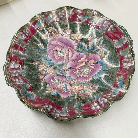 Vintage Other - Vintage Floral Decorative Glazed Oriental Plate Signed
